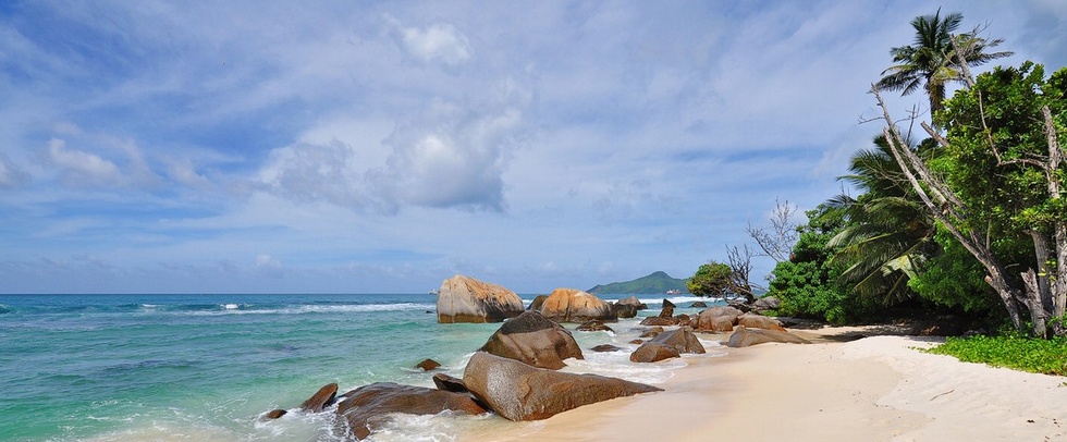 COMBO 10 NIGHTS MAHE/PRASLIN - DELUXE HOTELS - Seychelles