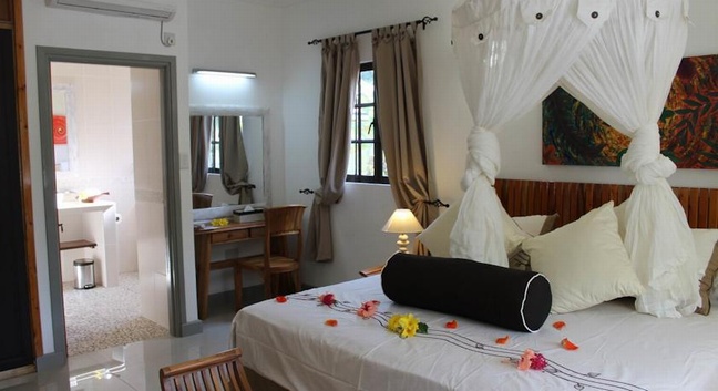 CABANES DES ANGES - La Digue