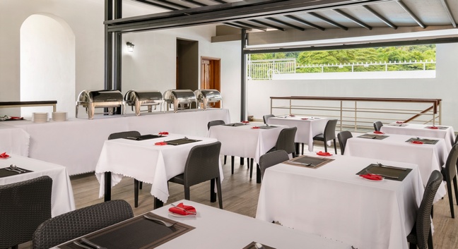 VOILA BEAU-VALLON HOTEL  - Mahé