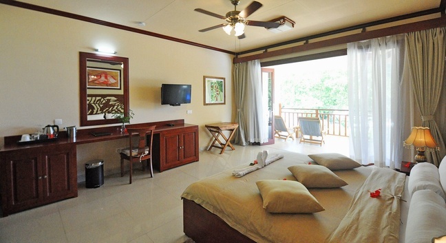 PIROGUE LODGE - Praslin